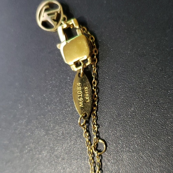 Louis Vuitton necklace with box and bag LE 0115 - Picture 14 of 17